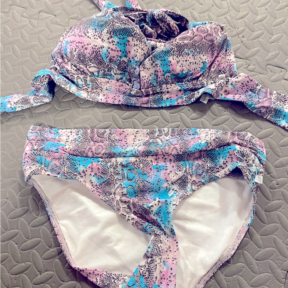 Two piece bathing suit